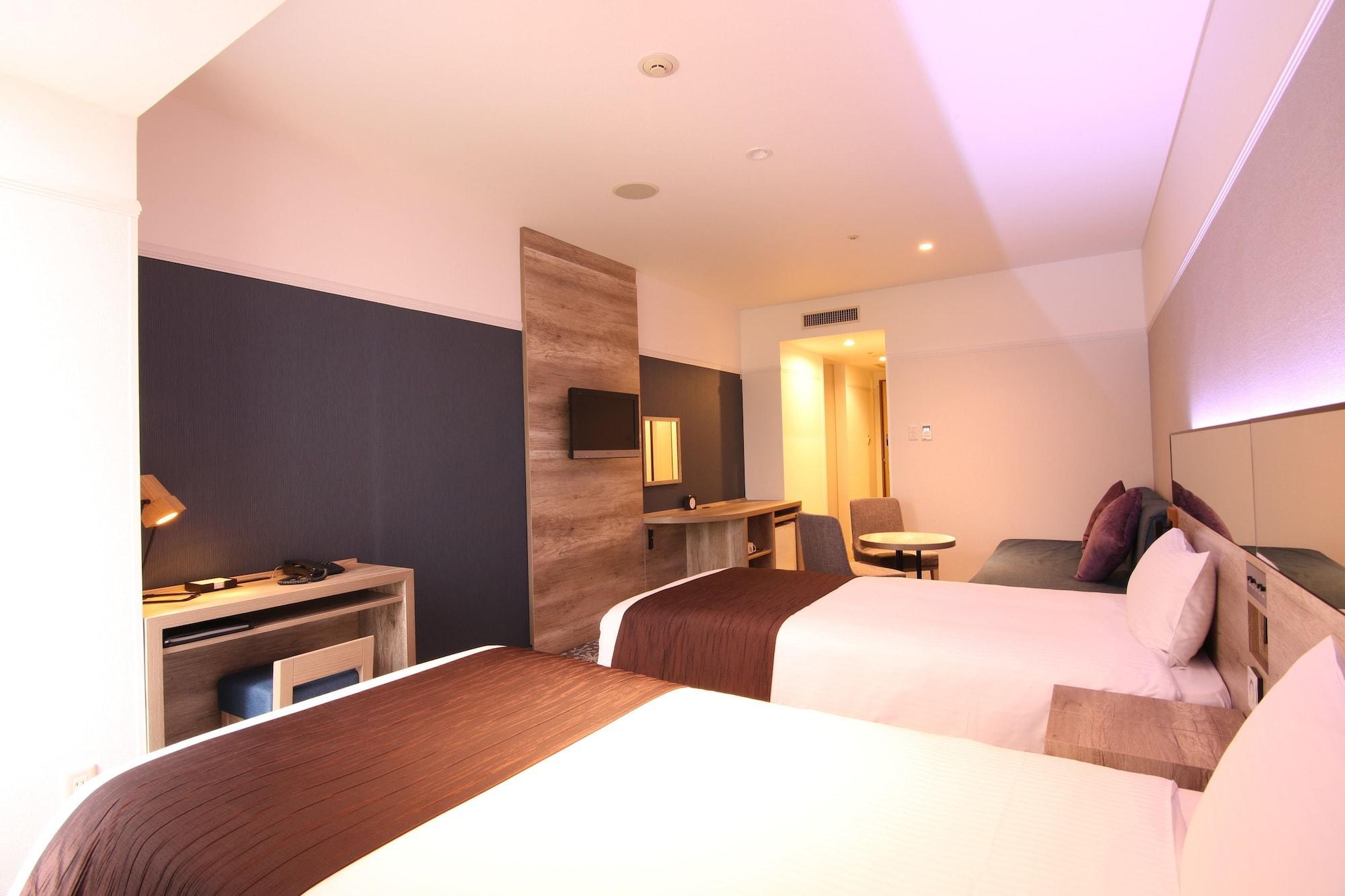 Quintessa Hotel Сапоро Екстериор снимка